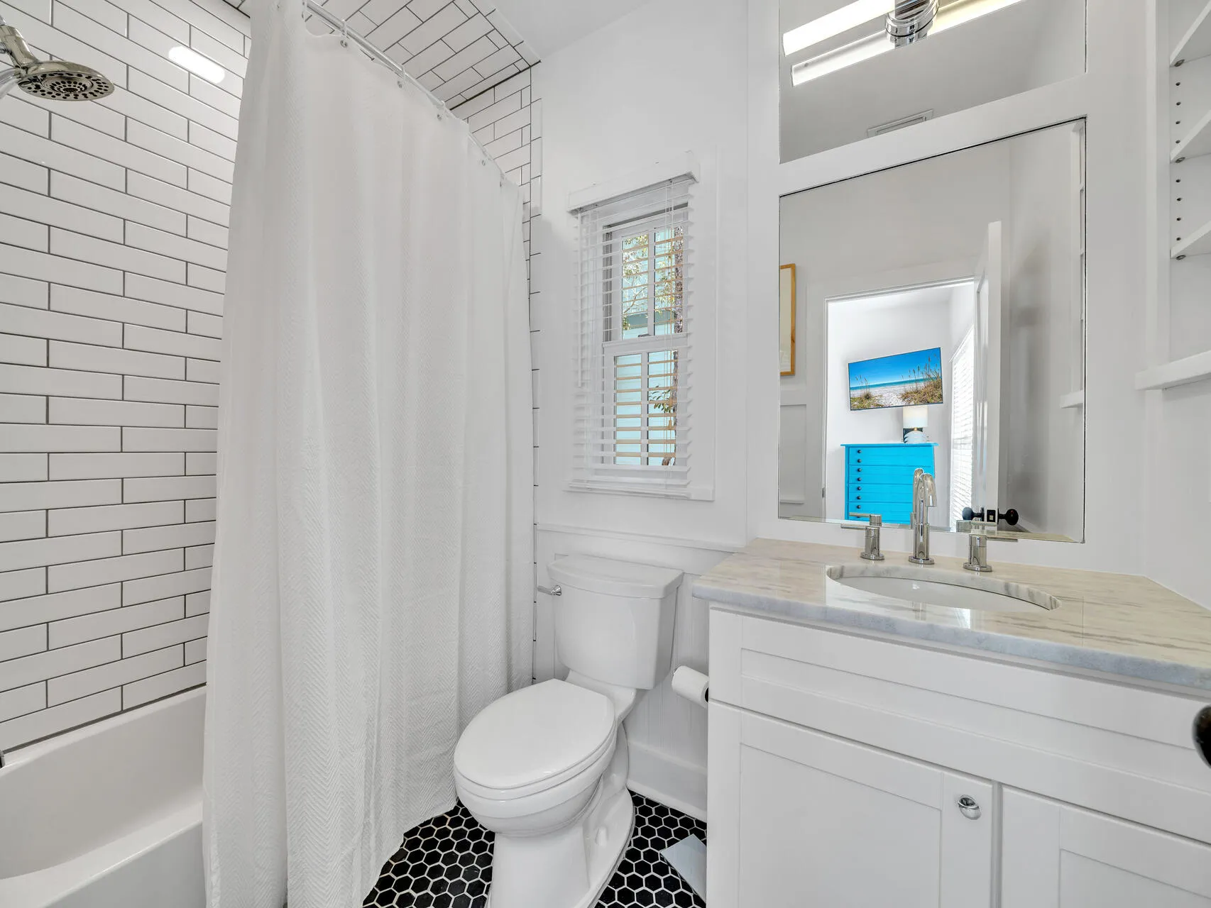 Guest Bedroom Ensuite Bath