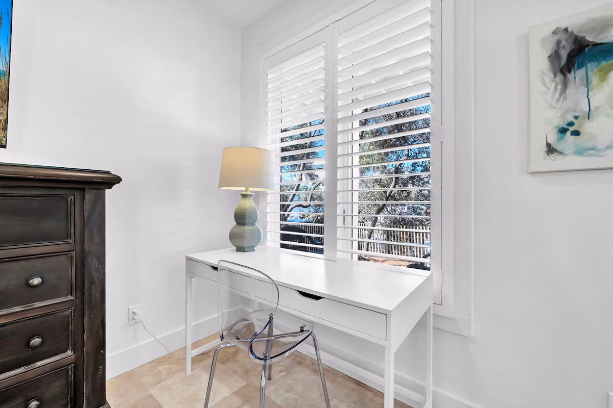 Primary Suite Work Desk Area