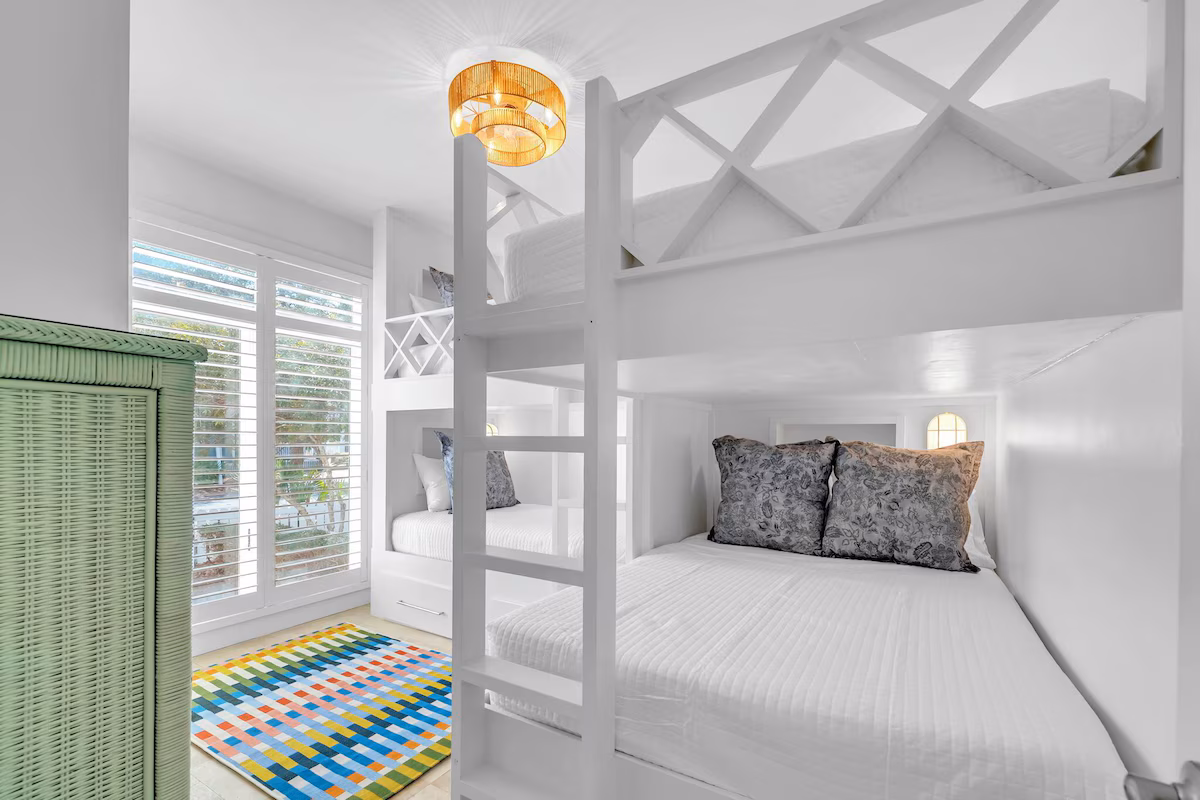 Custom Built-In Bunks--2 Full Beds and 2 Twin Beds